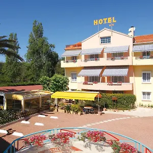 https://hotel-lesterella.fr-provencehotel.com