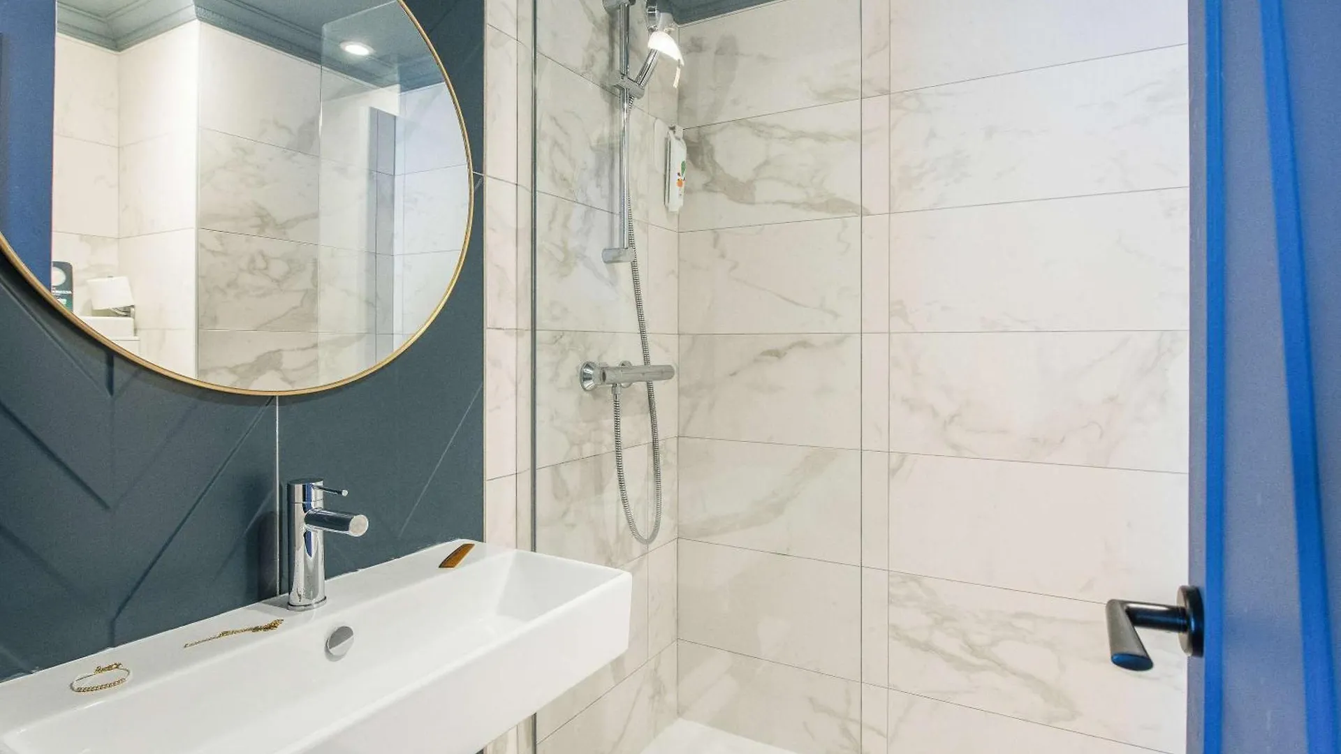Hotel Ibis Styles Paris Nation Cours De Vincennes 3*,  Frankreich