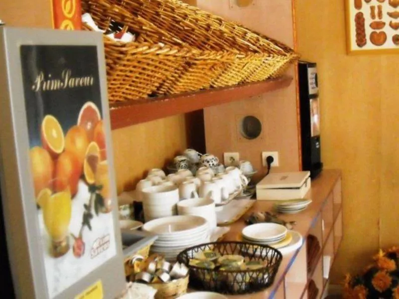 Hotel ibis Styles Paris Nation Cours de Vincennes 3*,